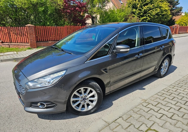 Ford S-Max cena 58400 przebieg: 221000, rok produkcji 2016 z Recz małe 781
